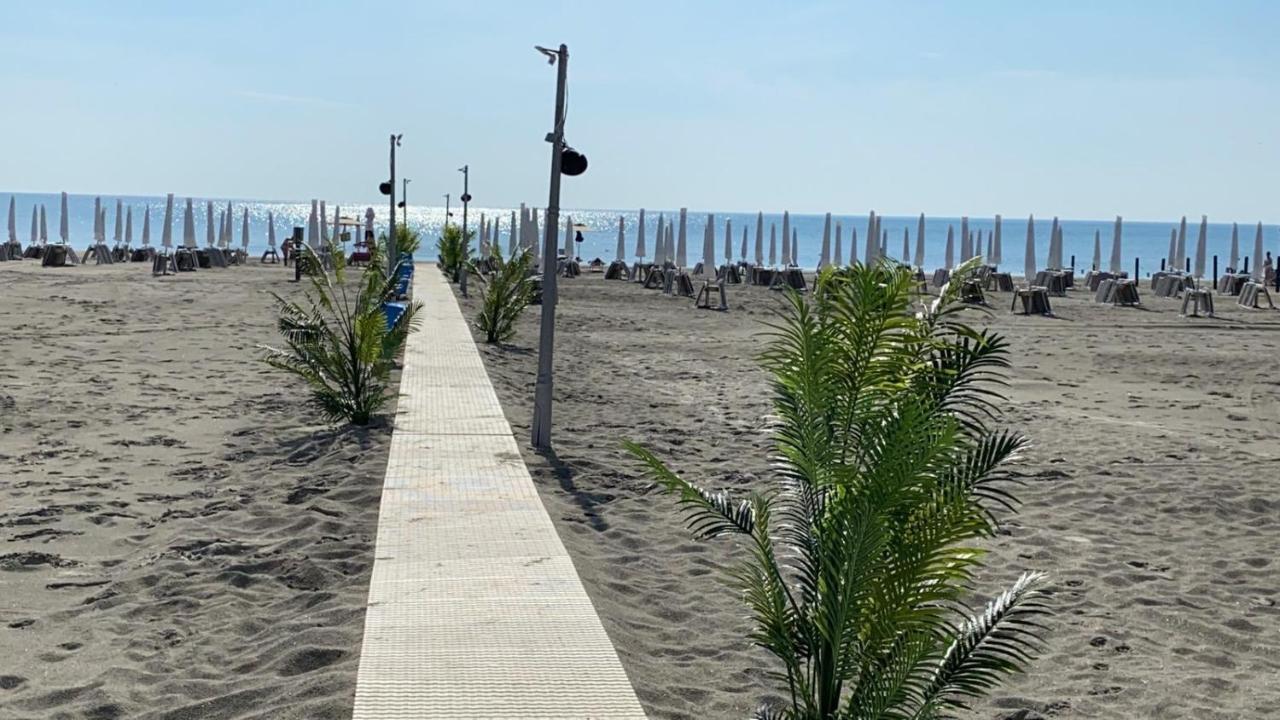 Vela Luxury Sea View Apartments - Marina Surf Năvodari Εξωτερικό φωτογραφία